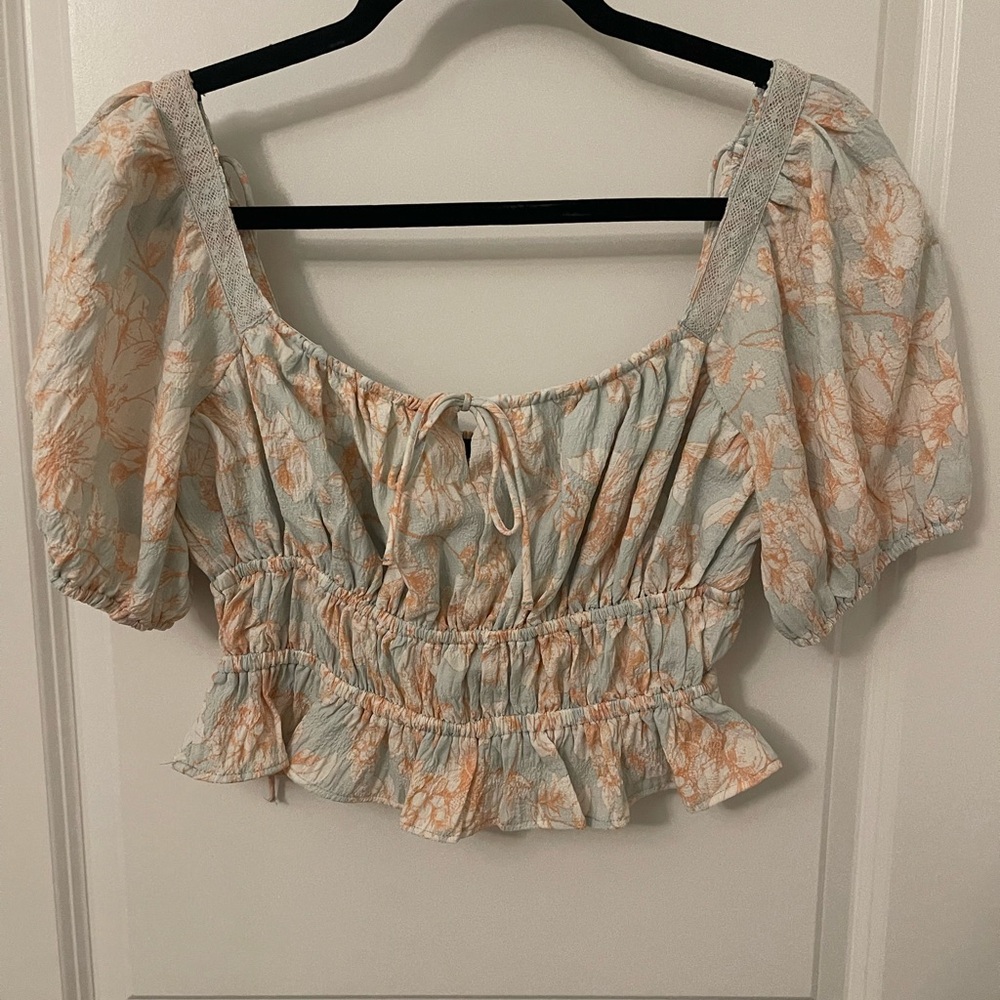 Floral Print Puff-Sleeve Crop Top